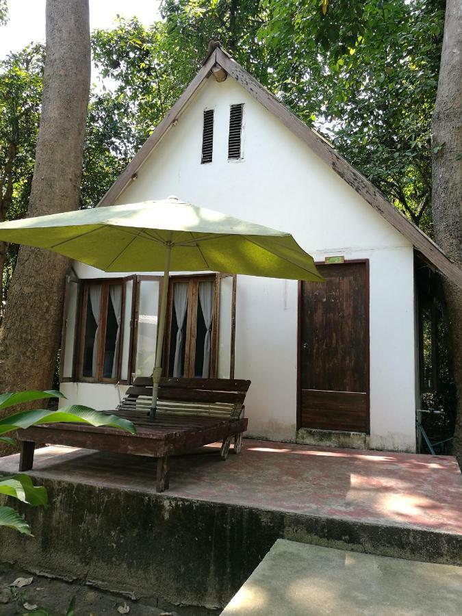 River Marina Resort Uthai Thani Exterior foto